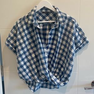 Vici Dolls 🦋 Button Down Plaid